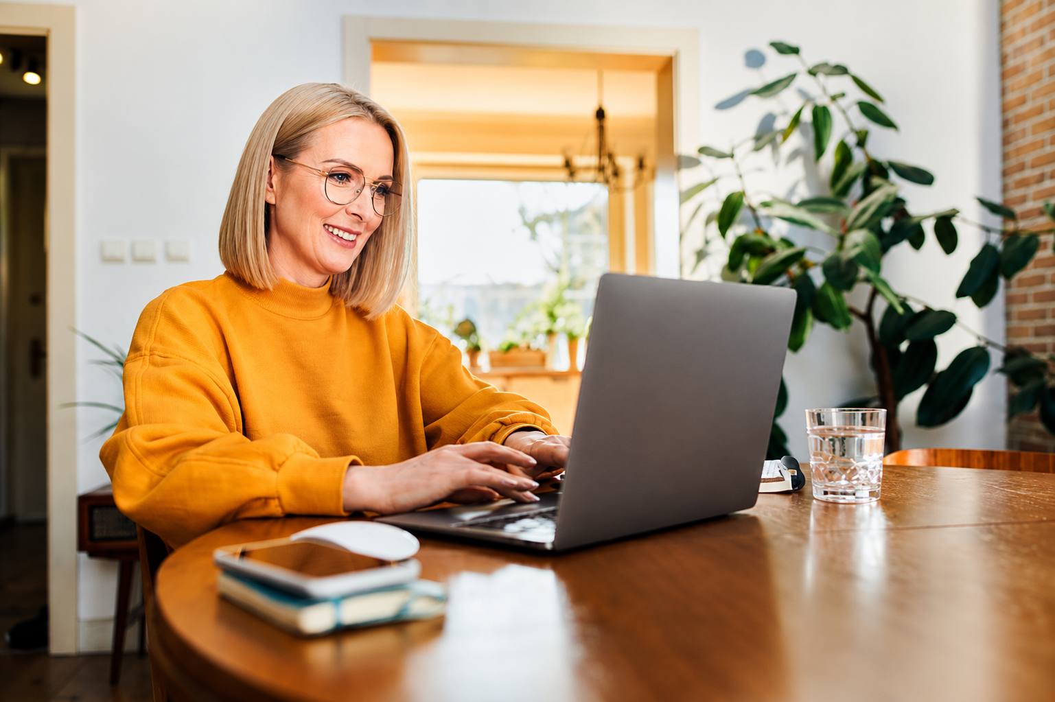 A client working with Legacy Law from home
